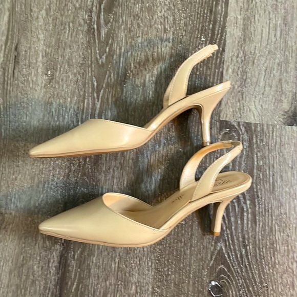 Nude Slingback Heels 3" heel. Never worn outside. - Picture 3 of 4
